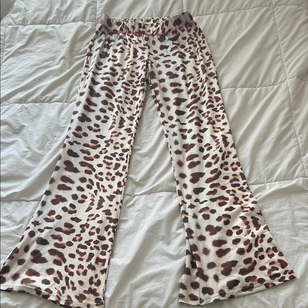 Leopard Print Wide-Leg Pants